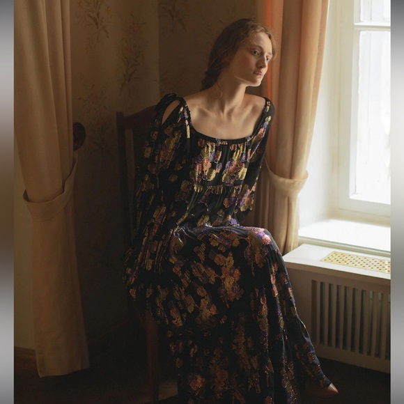 NWT Vilshenko Madison Silk Metallic Floral Gown Size 10 - Picture 1 of 2